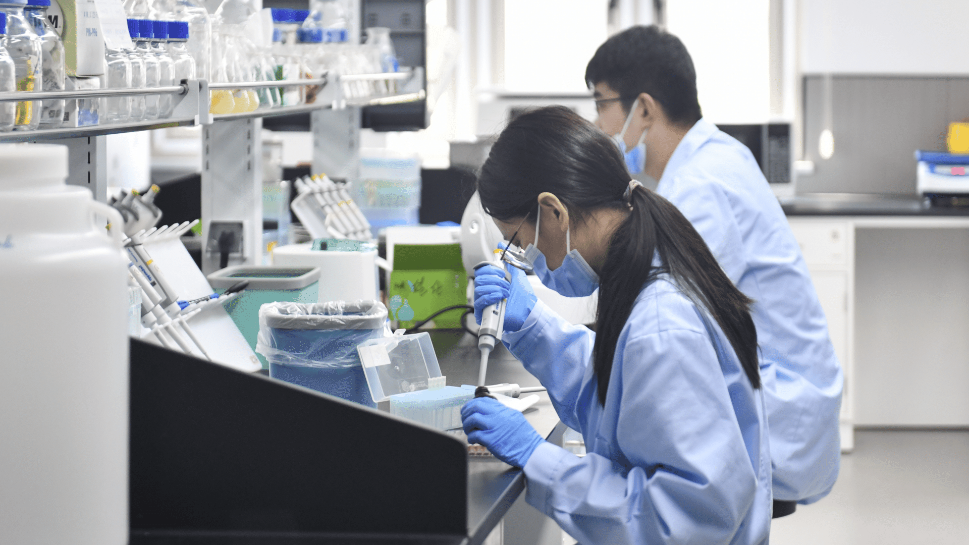 Research-Header Banner-004